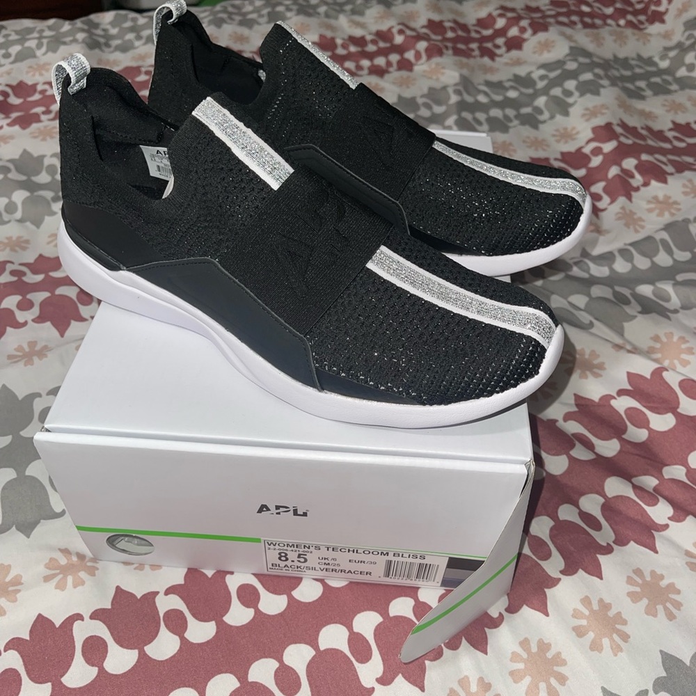 NEW APL Women's TechLoom Bliss in Black